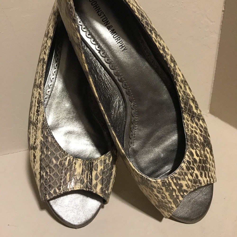 Snake Print Peep Toe Flat